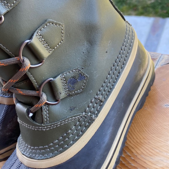 Kids Sorel winter boots size 3 - Picture 11 of 13